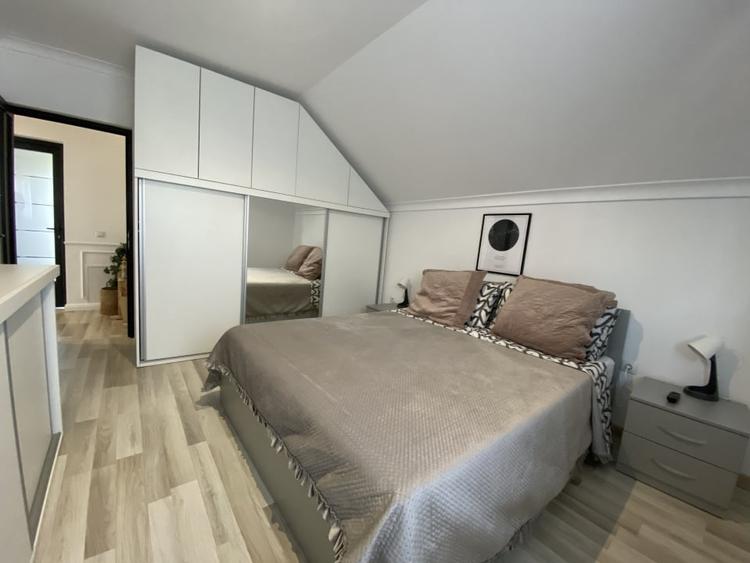 Casa individuala mobilata elegant, 4 camere, 2 bai, gradina Cristian SB - 7