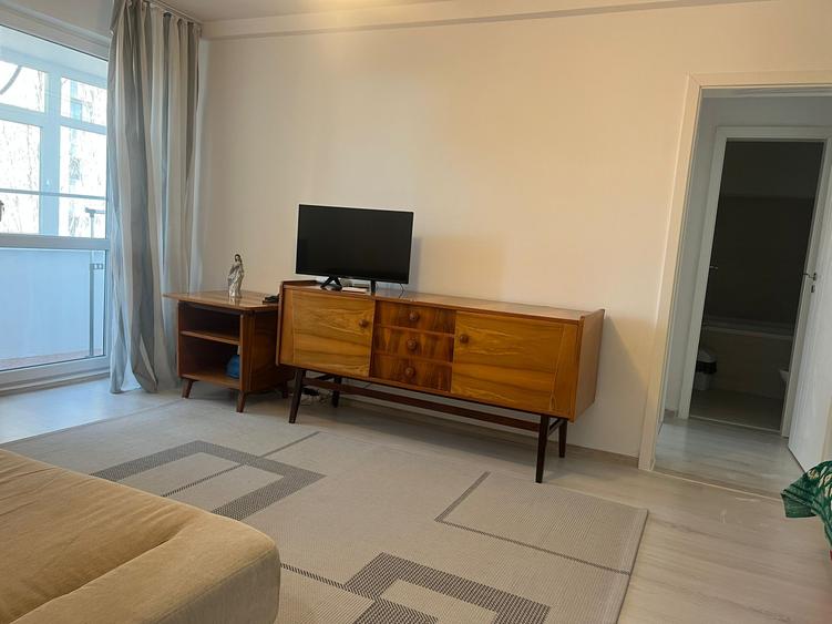 apartament 2 CAMERE, loc parcare, Ferdinand - Traian, curat, 420 euro - 3