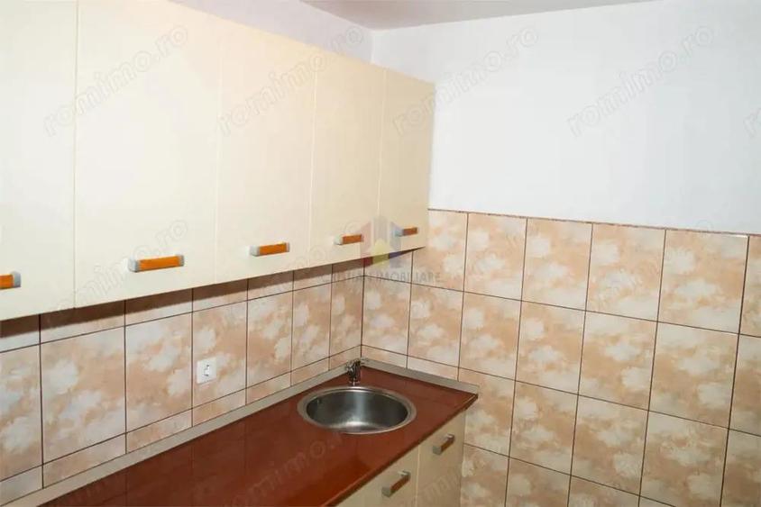 Hala industriala depozitare+ Birouri, 718 mp, acces tir - Dorobantilor - 12