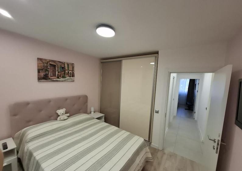 Apartament 3 camere str. doina sector 5 - 11