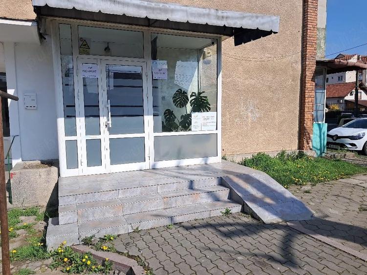 Spațiu comercial, de 40 mp, în Mărăști