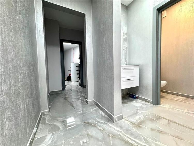 Spatiu cu Acces Public,300 MP, 6 Parcari, Open Space, Zona Pod IRA - 7