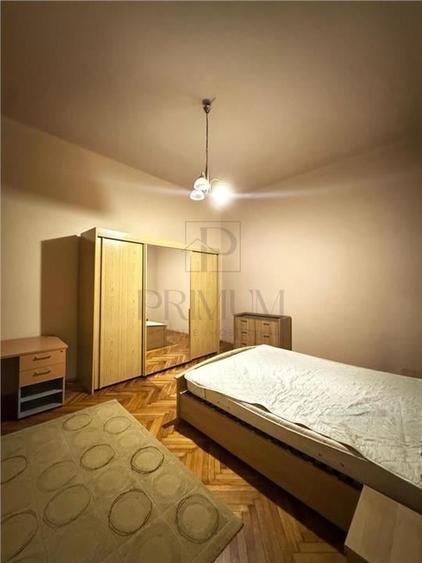 Medicina - 2 Camere - Cladire istorica - Etaj 1 - Decomandat - Centrala termica - 2