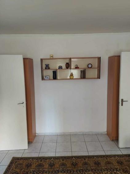 Aprtament 2 camere, zona Bulevardul Grivitei, parter , mobilat si utilat partial - 1