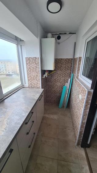 Apartament foarte spa?ios cu 1 camera recent renovat, complet mobilat ?i utilat, la prima inchiriere - 4