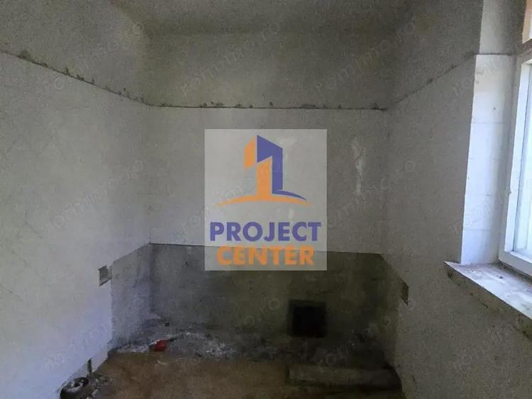 Casa cu 4 camere, anexa si teren de 1416 mp in Leordeni - 18