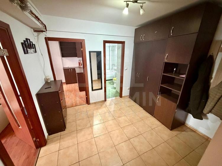 Apartament cu 2 camere decomandat, mobilat în Craiovița Nouă