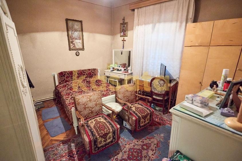 CASĂ CLASICĂ DE VANZARE CU POTENȚIAL PREMIUM ÎN ZONA 1 MAI - 11