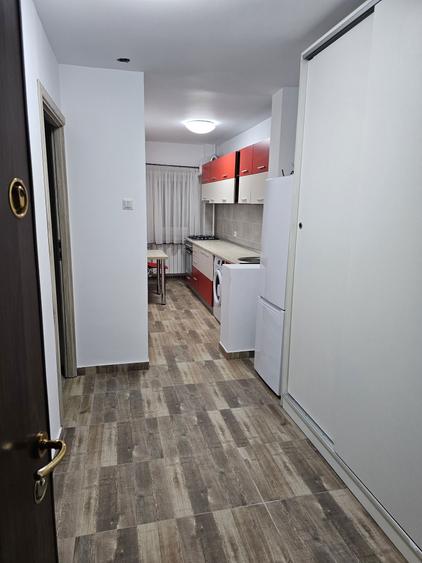 Vand garsoniera Teatru masca - 5