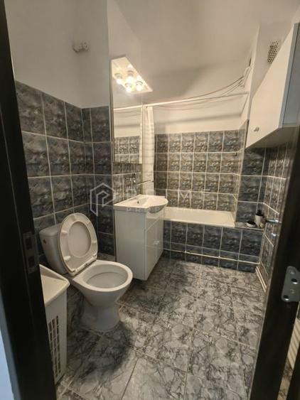 Apartament cu 3 camere de închiriat - 8