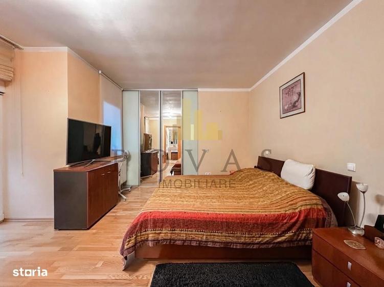 Casă cu 4 camere semidecomandat în Nord