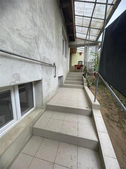 Casa individuala cu 6 camere si 3 bai si 1413 mp teren in Blaj - 14