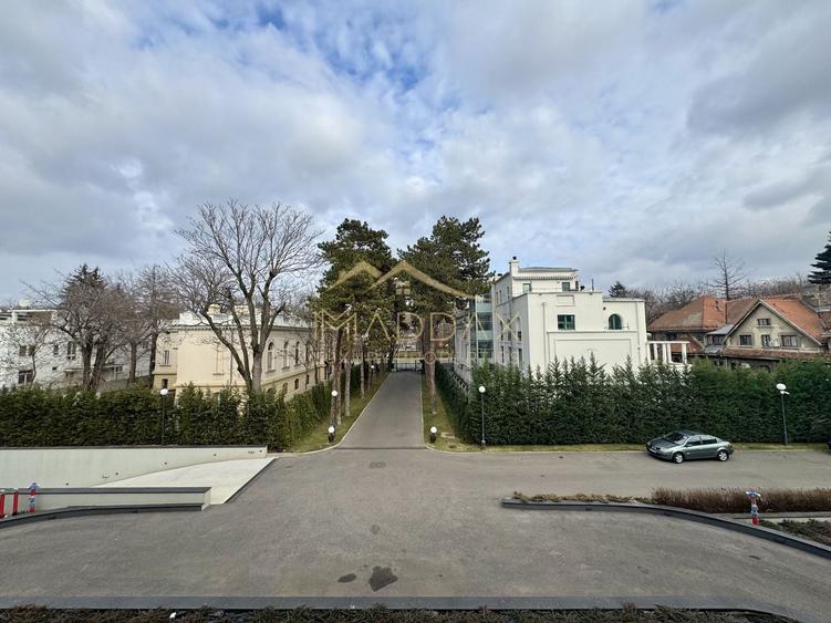 Penthouse cu 5 Camere *400mpc* / 67mp terasa / View 360 / Bd. Kiseleff - 15