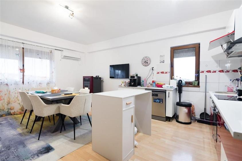 RECO Apartament de vanzare 3 camere in Paleu - 6