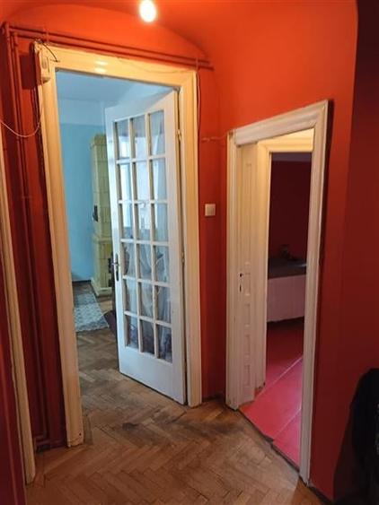 Apartament 3 camere in vila etajul 1/D+P+2 etaje, Piata Sf. Stefan - 3