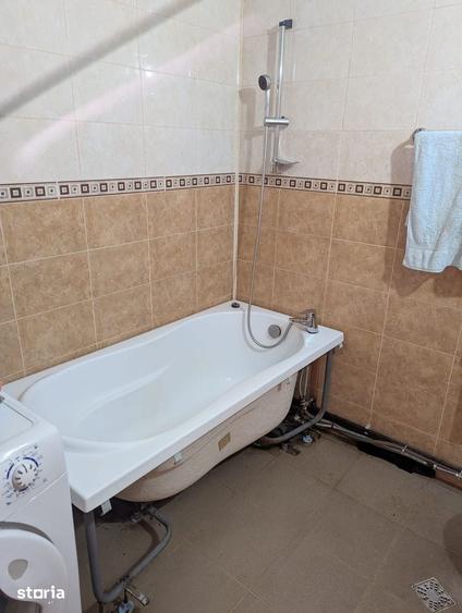 Casă cu 3 camere cu Teren 1685 Mp în Ariceștii Rahtivani