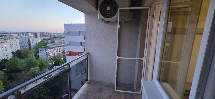 Apartament cu 2 camere decomandat în Păcii