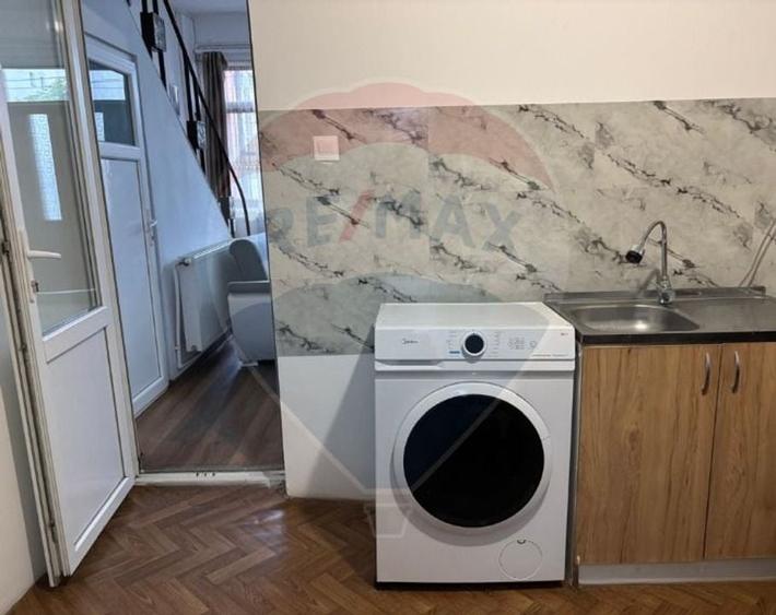 Casa cu 3 camere pretabila pentru Spatiu Comercial in Bucurestii Noi - 6
