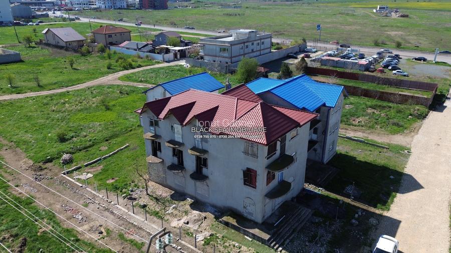 Casă cu 14 camere în Palazu Mare Casă cu 14 camere în Palazu Mare
