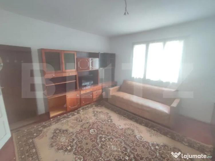 Casa 4 camere, 2610 mp teren, zona Solca, Radauti - 7