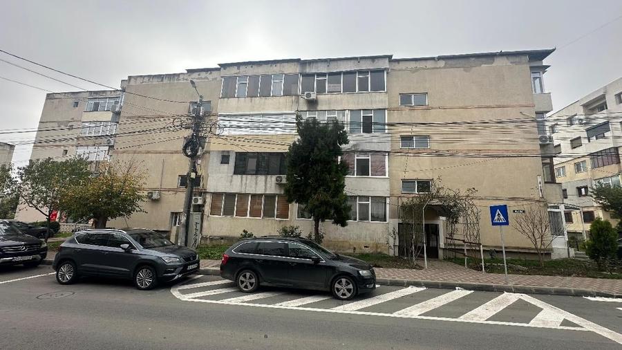 Cernavoda - str. 9 mai, Apartament cu 3 camere - 69 mp - etaj 3 - 1