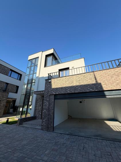 Vila de lux cu piscina Pipera, langa Scoala Americana - NOU - 2