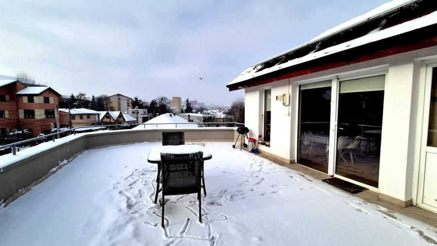 Apartament 2 camere de inchiriat cu terasa 40 mp, Zorilor, zona Sigma - 9