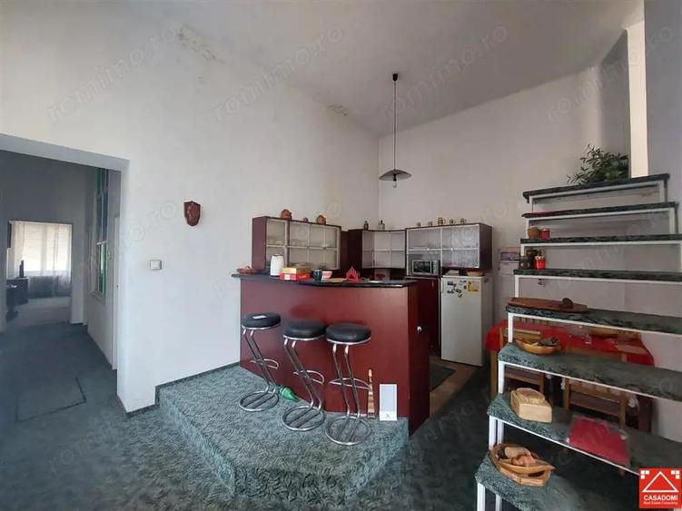 Apartament generos cu 3 camere, zona Metianu - 11