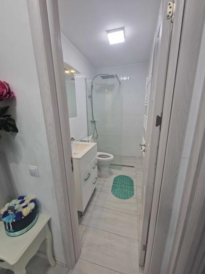 Garsonieră decomandată în Micro 3