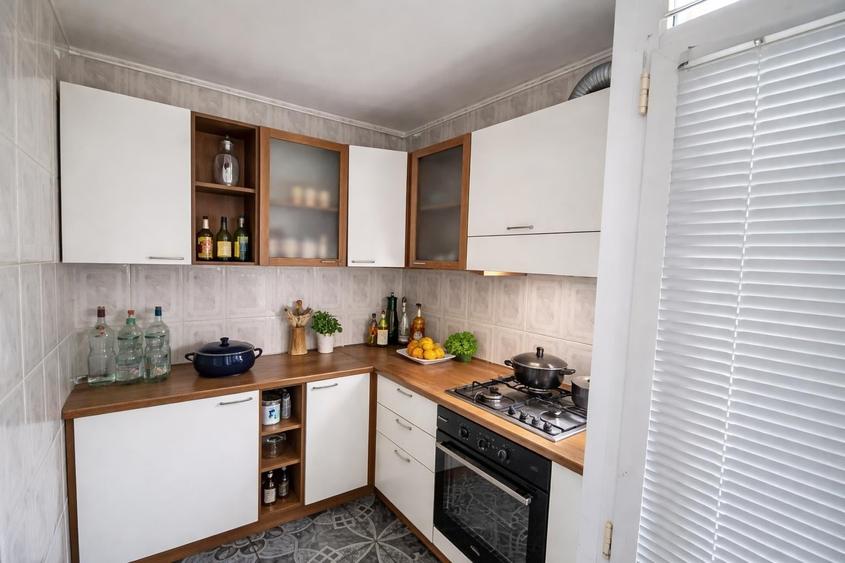 FALEZA NORD-APARTAMENT CU 4 CAMERE 2 BAI 2 BALCOANE CENTRALA GAZE - 8