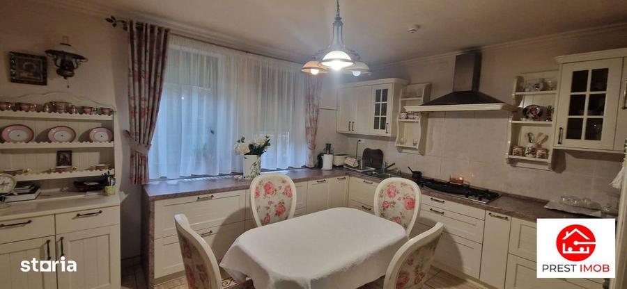 De vanzare vila in Corunca - 19