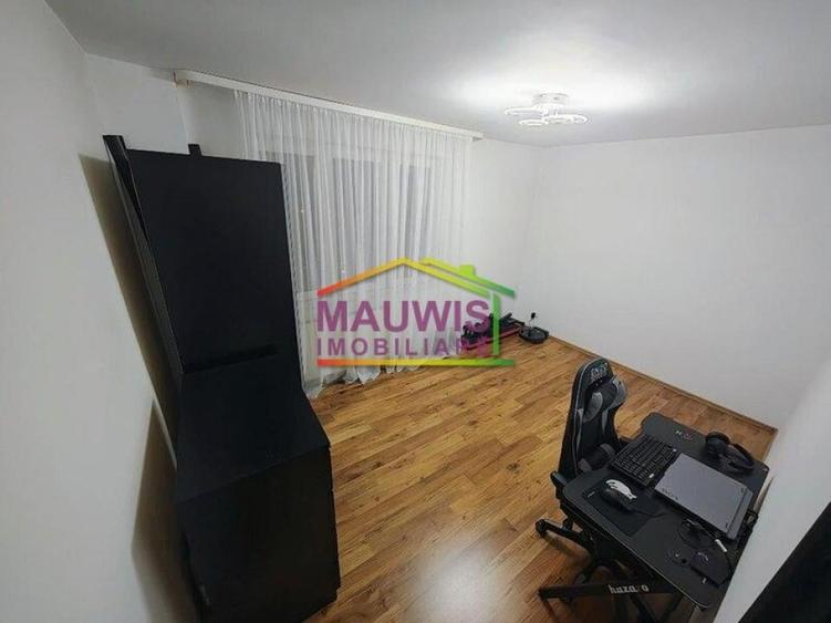 Obor / Colentine/ 4 minute Metrou / et 2/ - 1