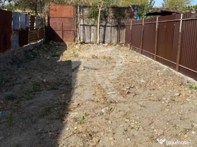 Teren Str Topraisar suprafa?a de 254 m - 1