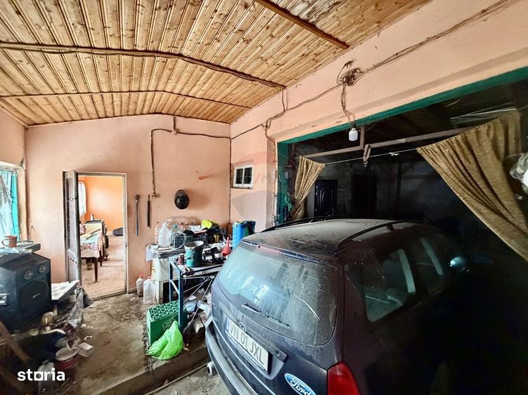 Casa cu 4 camere si teren 7727 mp Blidari - 6