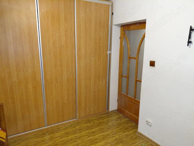 VAND apartament 3 camere decomandat, etaj 1 4, in Foc?ani, zona Inspectorat ?colar Vrancea. - 4