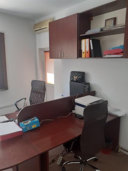 Vila spatioasa in zona de mare interes - 8