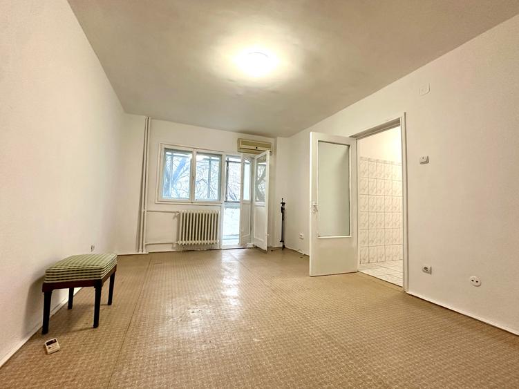 Apartament 2 camere de vanzare / vis a  vis de parc Tineretului / lângă metrou - 1