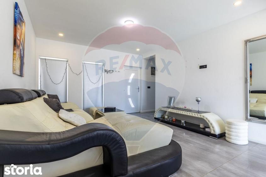 Vila de lux cu piscina de inchiriat - 15