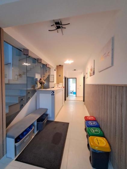 Cumpana, Spatii de inchiriat pentru diverse activitati, Bazin de inot apa sarata - 3