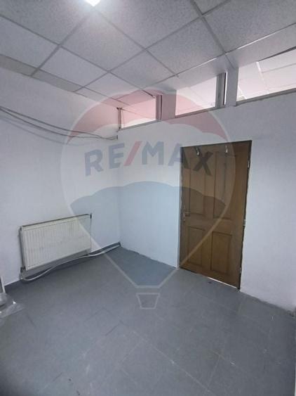 Spatiu industrial de 435mp de inchiriat in zona Sannicolau Mic - 26