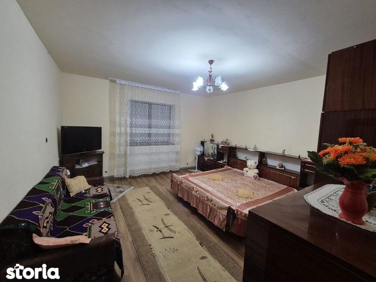 Casa finisata modern, teren 2800 mp Sanmihaiu Alma?ului - 2