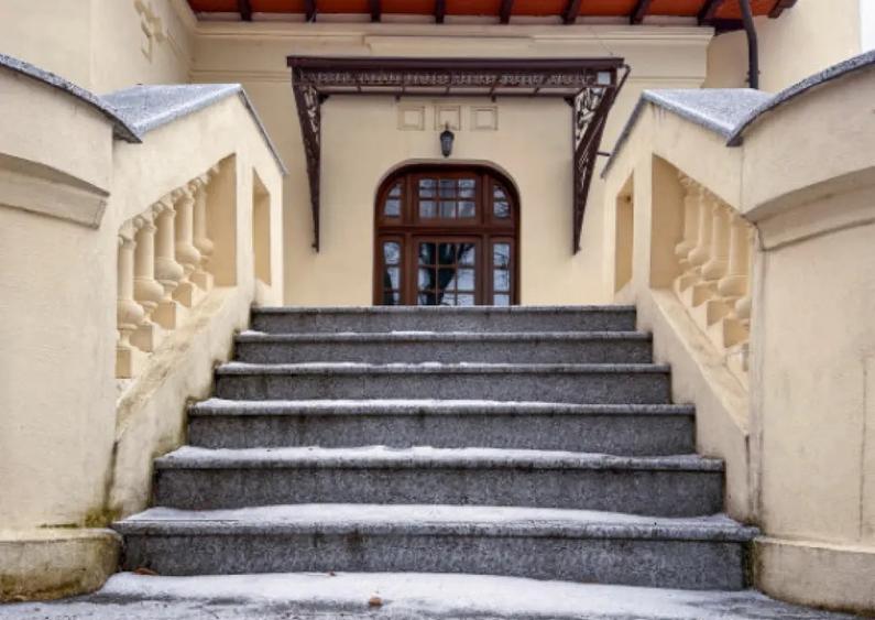 Domeniu fabulos zona Varatec - 11