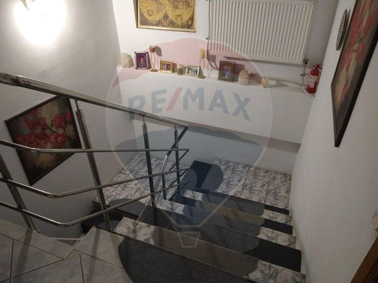 DE VANZARE Casă / Vilă cu 6 camere în Popesti-Leordeni - 13