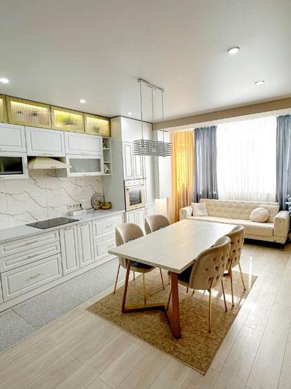 De vanzare 3 camere pe Calea Bucuresti - 4