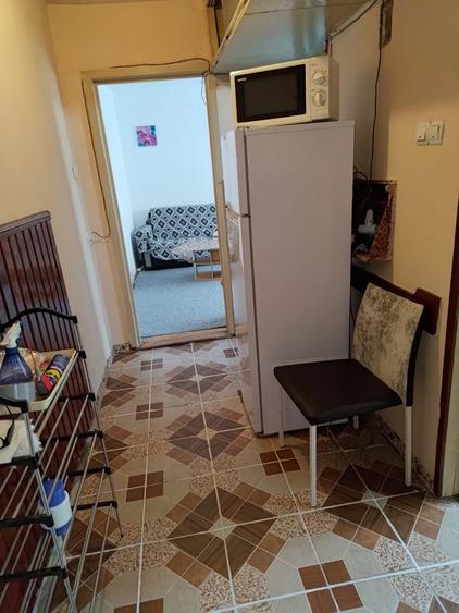 Propietar- Inchiriez Apartament cu 3 camere zona Dacia - 8