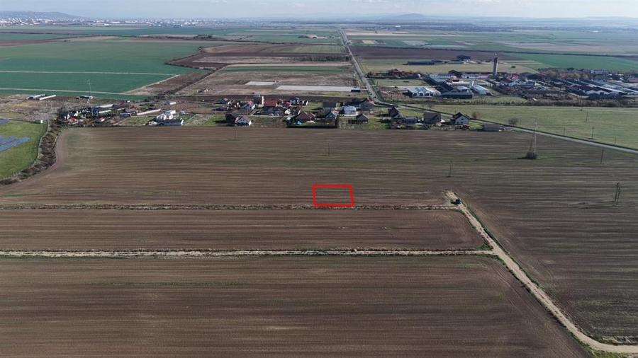 RECO Teren intravilan in LIvada de Bihor - 1