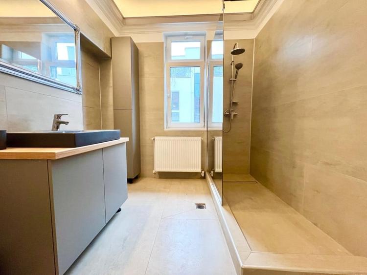 SPATIU DEOSEBIT VILA / PARTIAL MOBILAT SI UTILAT - 7