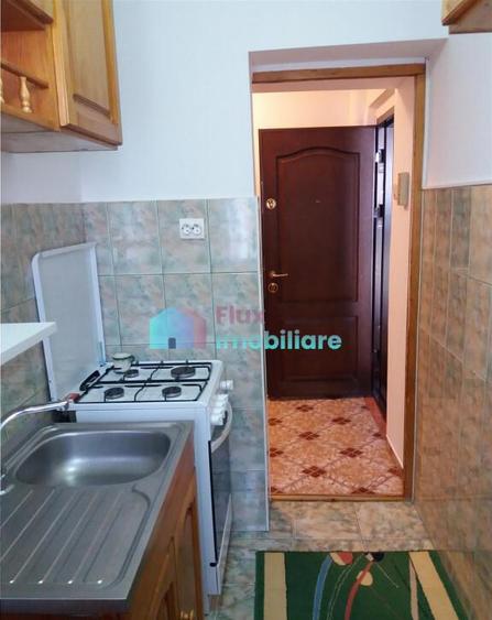 Apartament cu 2 camere George Enescu zona Curcubeu - 1