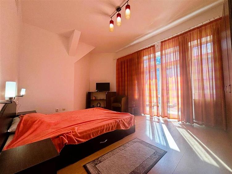 Vila Impunatoare cu Piscina pentru Familie sau Investitie Turistica - 33