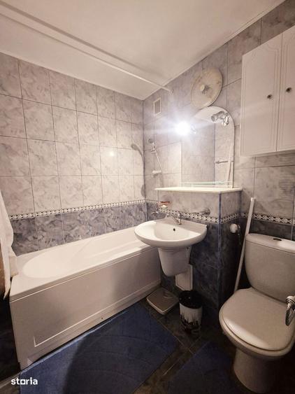 Apartament cu 3 camere, etaj 1, zona centrala - 10